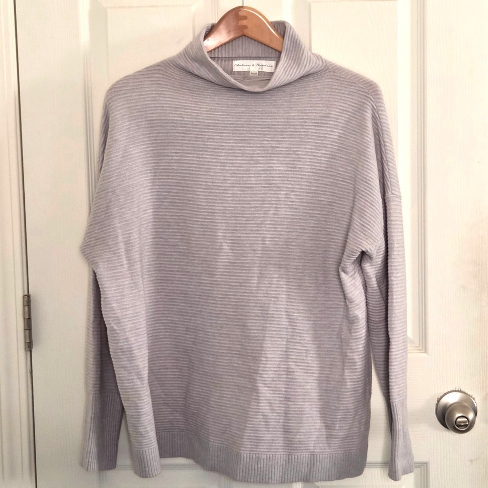 Womens‎ Chelsea and Theodore Sweater Light Gray Size M